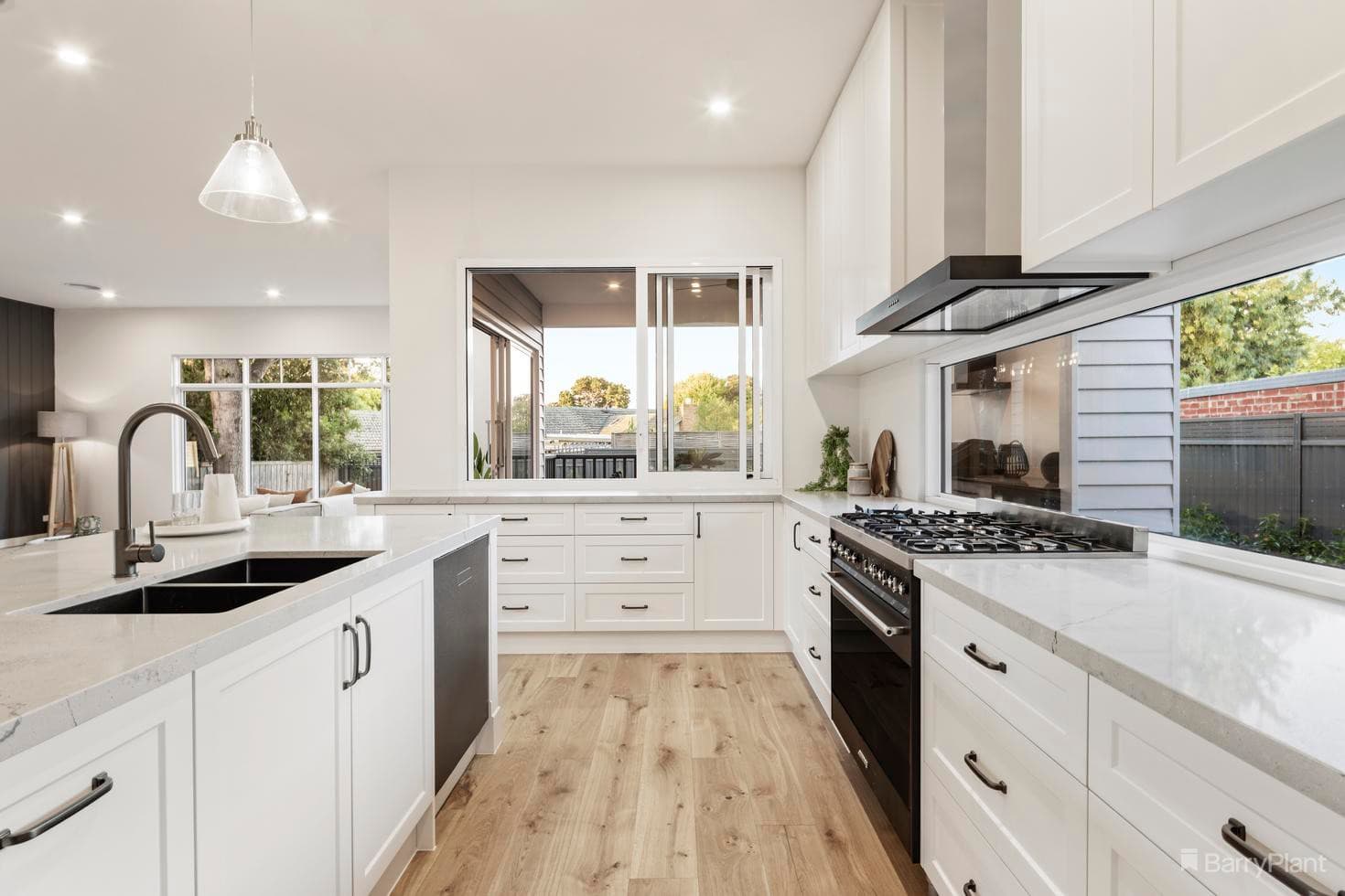 29 Charlton Street, Blackburn North, VIC 3130, Blackburn North - Thumbnail 6