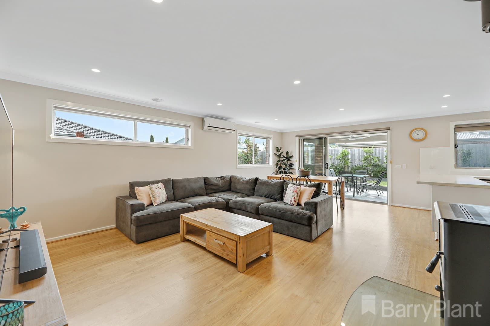 7 Gary Avenue, Drouin, VIC 3818, Drouin - Thumbnail 3