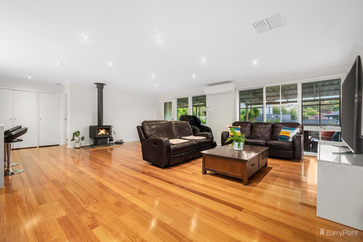 30 Mayfair Avenue, Templestowe Lower, VIC 3107, Templestowe Lower - Thumbnail 2