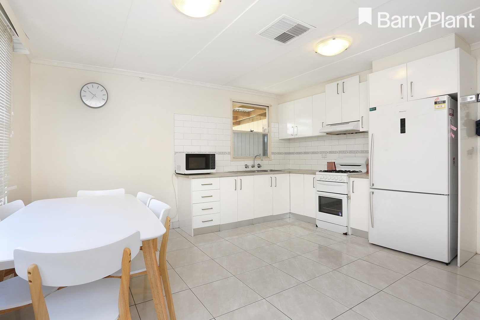 52 Westmere Crescent, Coolaroo, VIC 3048, Coolaroo - Thumbnail 2