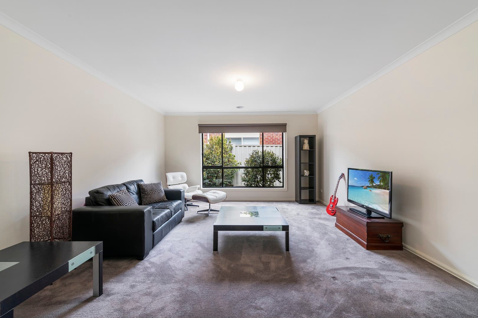 8 Ridgegreen View, Caroline Springs, VIC 3023, Caroline Springs - Thumbnail 2