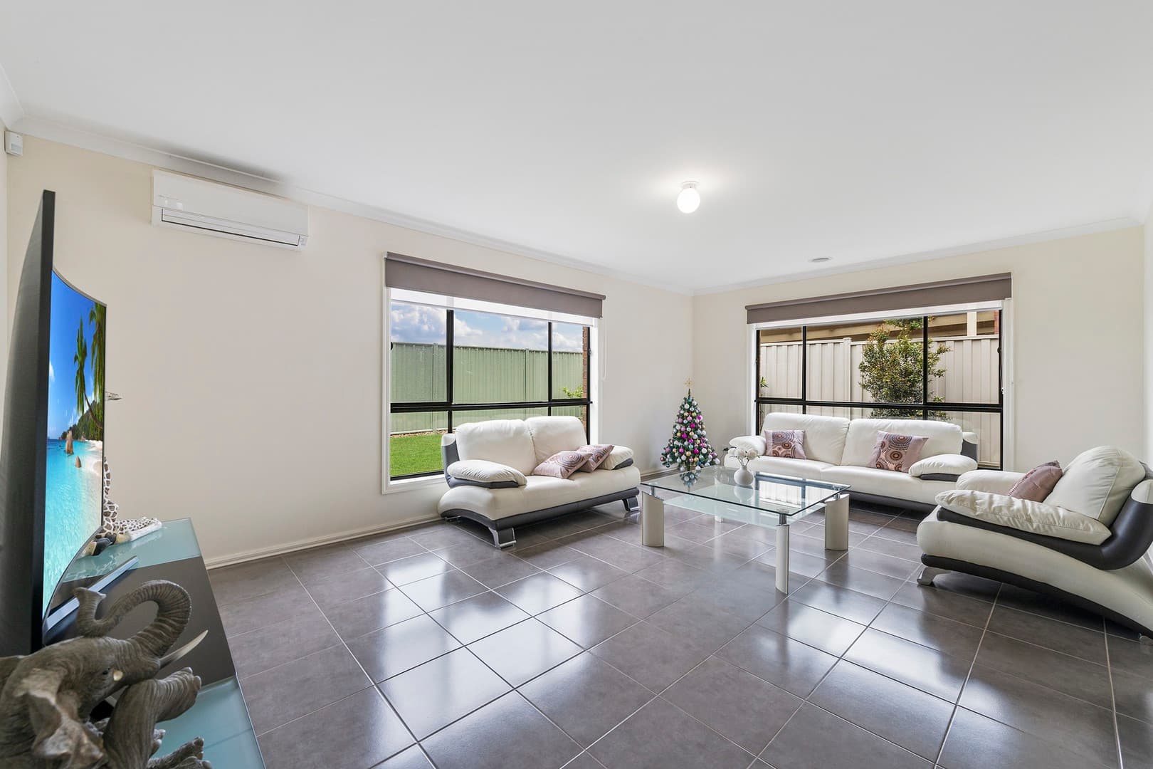 8 Ridgegreen View, Caroline Springs, VIC 3023, Caroline Springs - Thumbnail 8