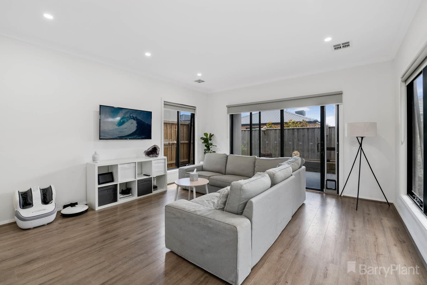 11 Maggie Street, Cranbourne East, VIC 3977, Cranbourne East - Thumbnail 6
