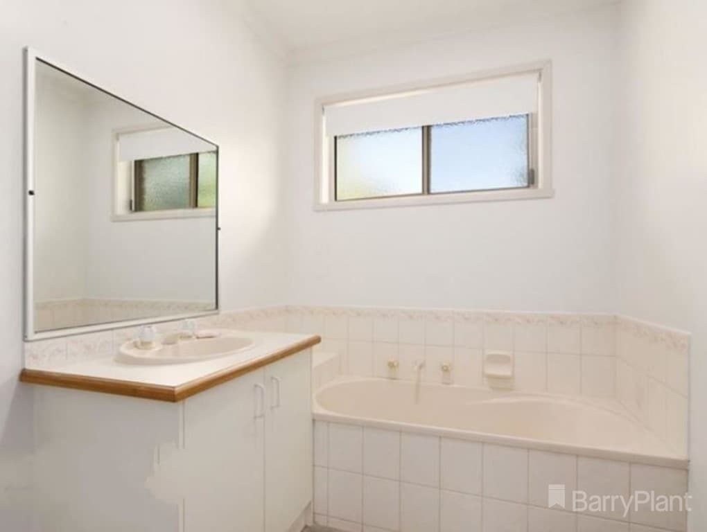 52 King Street, Pakenham, VIC 3810, Pakenham - Thumbnail 4