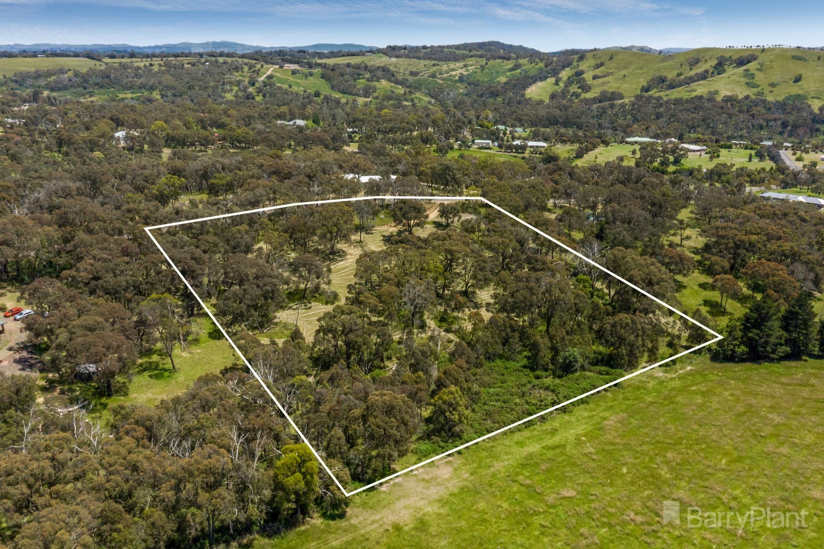 7 Sir Leo Curtis Drive, Wandong, VIC 3758, Wandong - Thumbnail 2