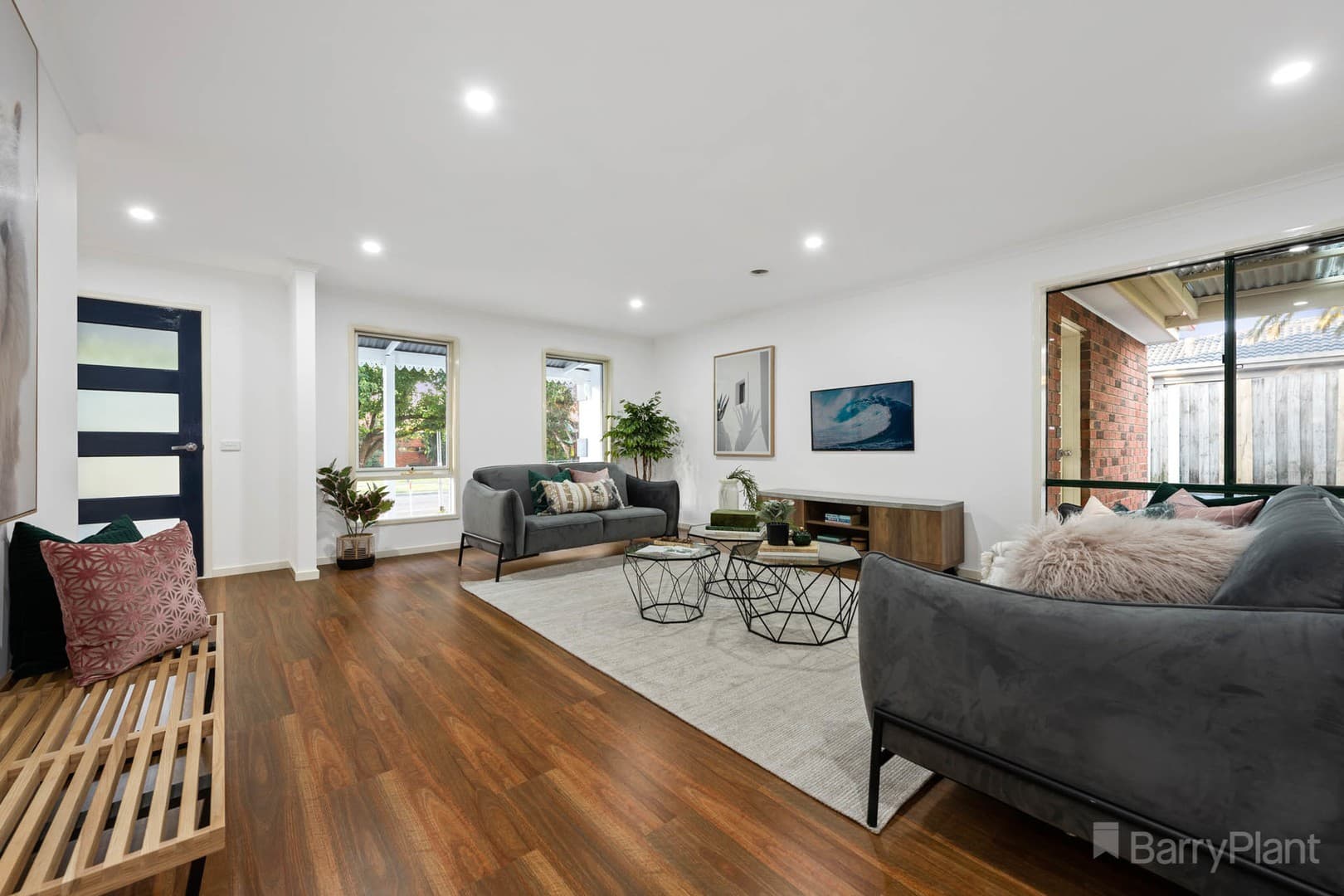 84 Oakgrove DriveNarre Warren South, VIC 3805, Narre Warren South - Thumbnail 2