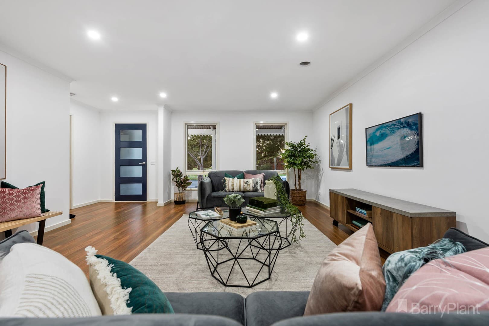 84 Oakgrove DriveNarre Warren South, VIC 3805, Narre Warren South - Thumbnail 4