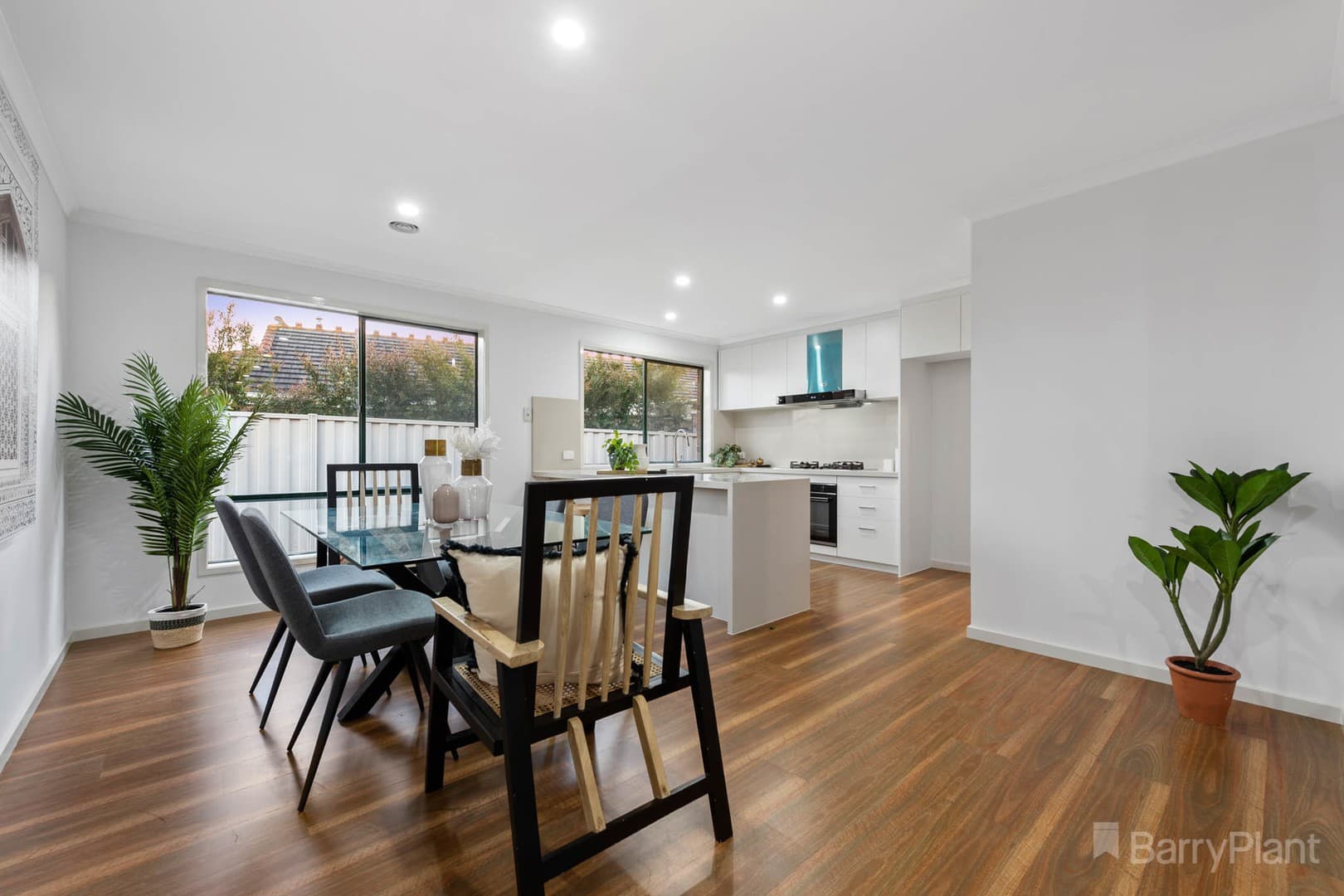 84 Oakgrove DriveNarre Warren South, VIC 3805, Narre Warren South - Thumbnail 8