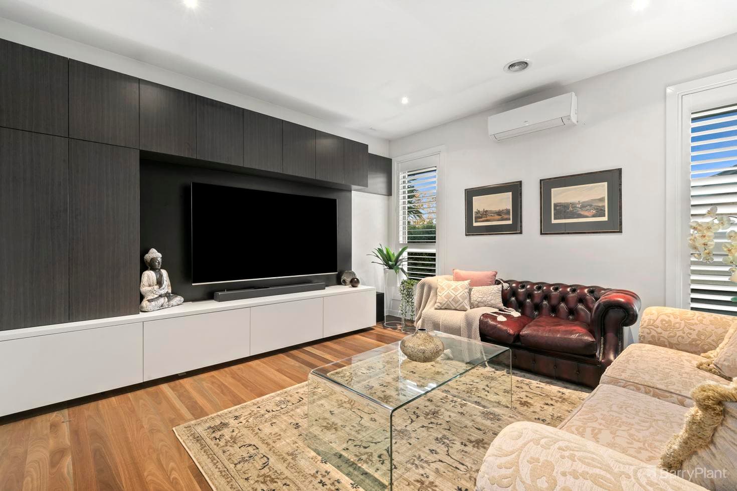 27 Burnett Street, Mitcham, VIC 3132, Mitcham - Thumbnail 2