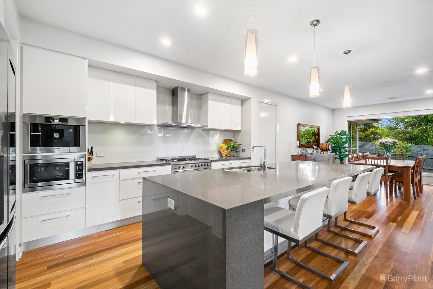 27 Burnett Street, Mitcham, VIC 3132, Mitcham - Thumbnail 3