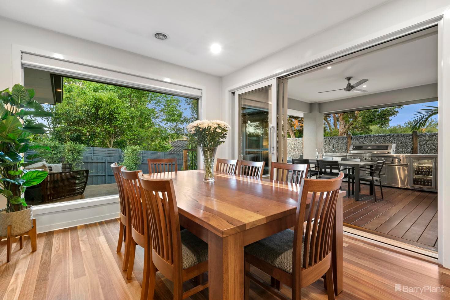 27 Burnett Street, Mitcham, VIC 3132, Mitcham - Thumbnail 4