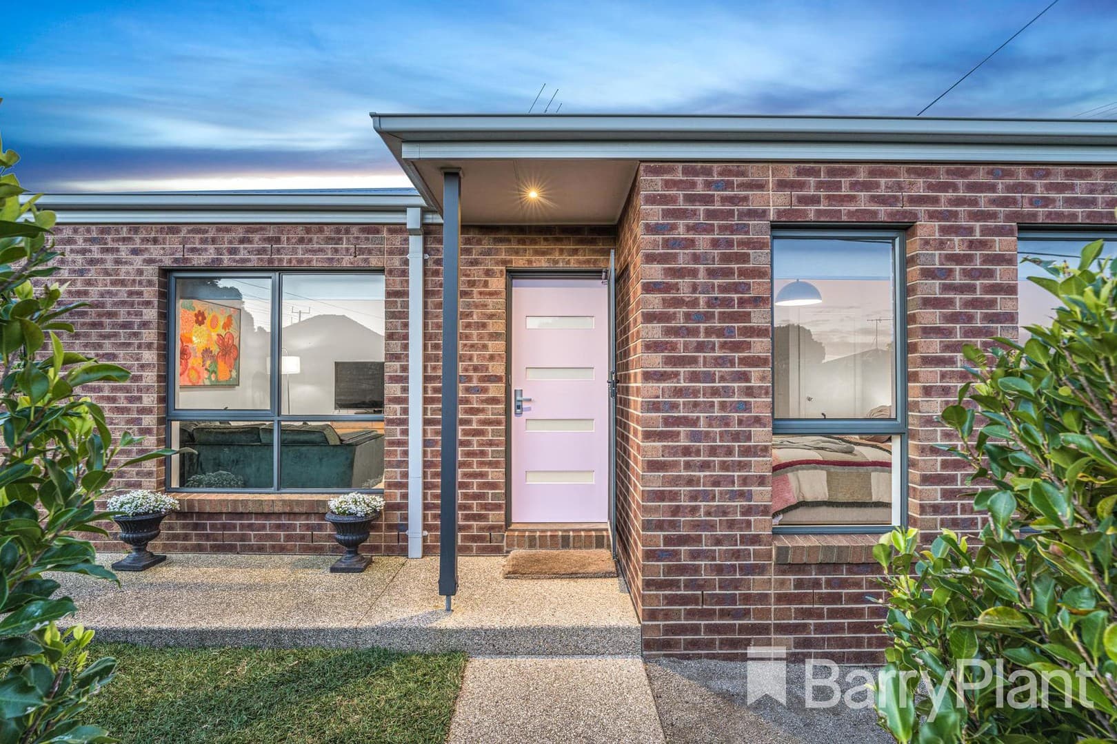 1/1 Rix StreetHerne Hill, VIC 3218, Herne Hill - Thumbnail 2