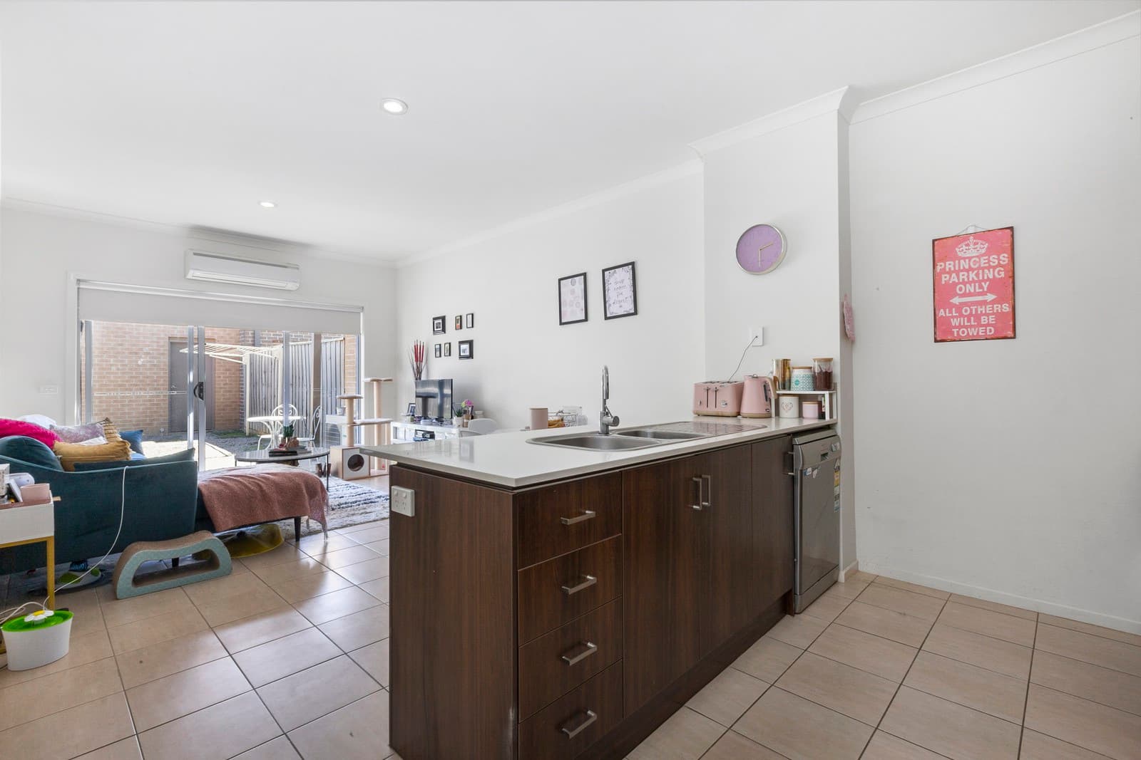 4D Hanworth AvenueWilliams Landing, VIC 3027, Williams Landing - Thumbnail 4