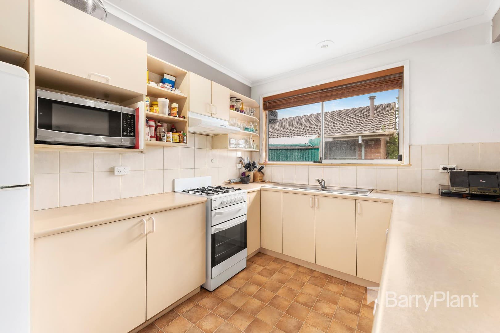18 Eclipse CrescentWatsonia, VIC 3087, Watsonia - Thumbnail 5