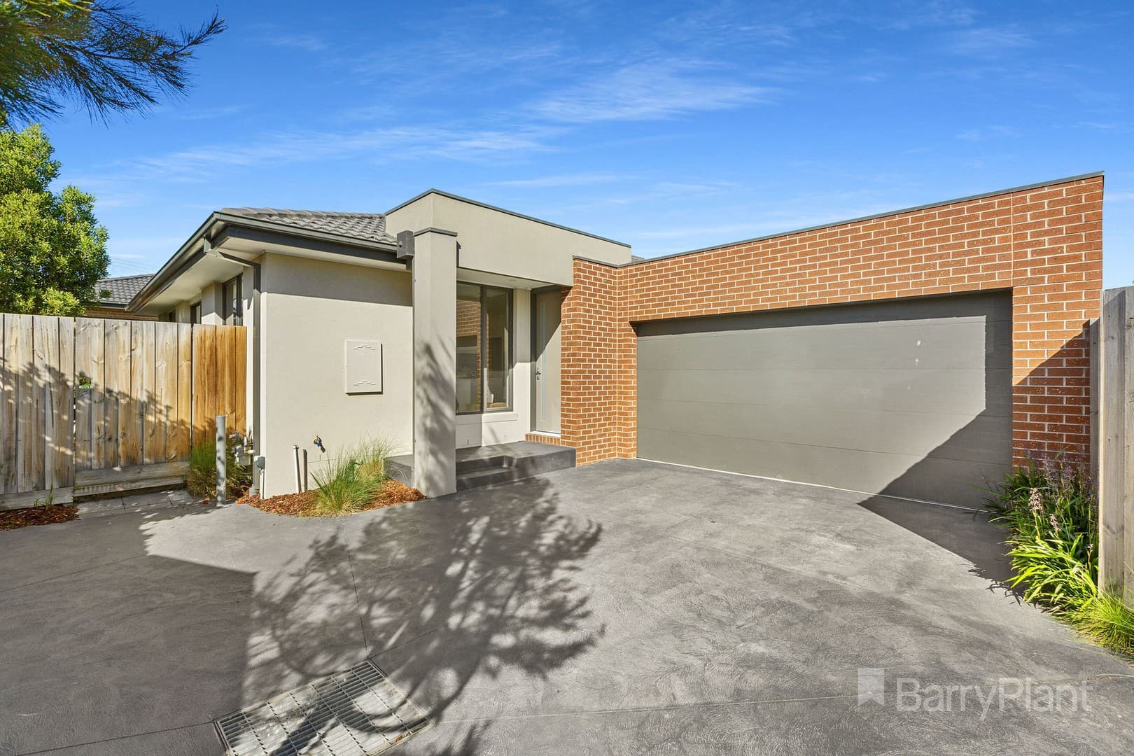 2/10 Bayview RoadFrankston, VIC 3199, Frankston - Image 1