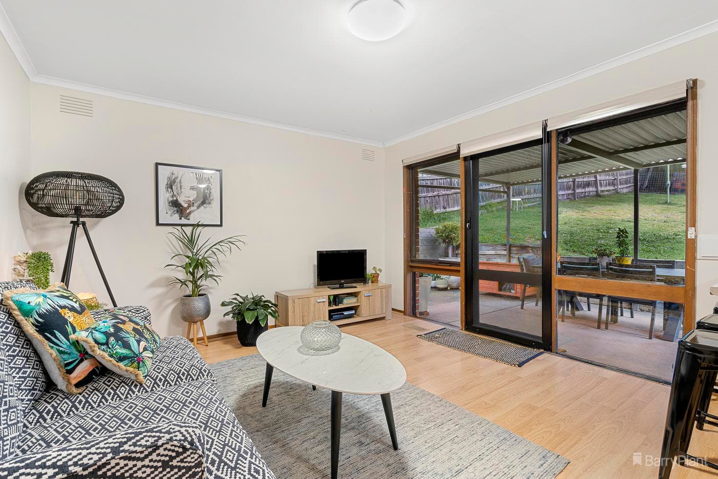 16 Jefferson Grove, Doncaster East, VIC 3109, Doncaster East - Thumbnail 2