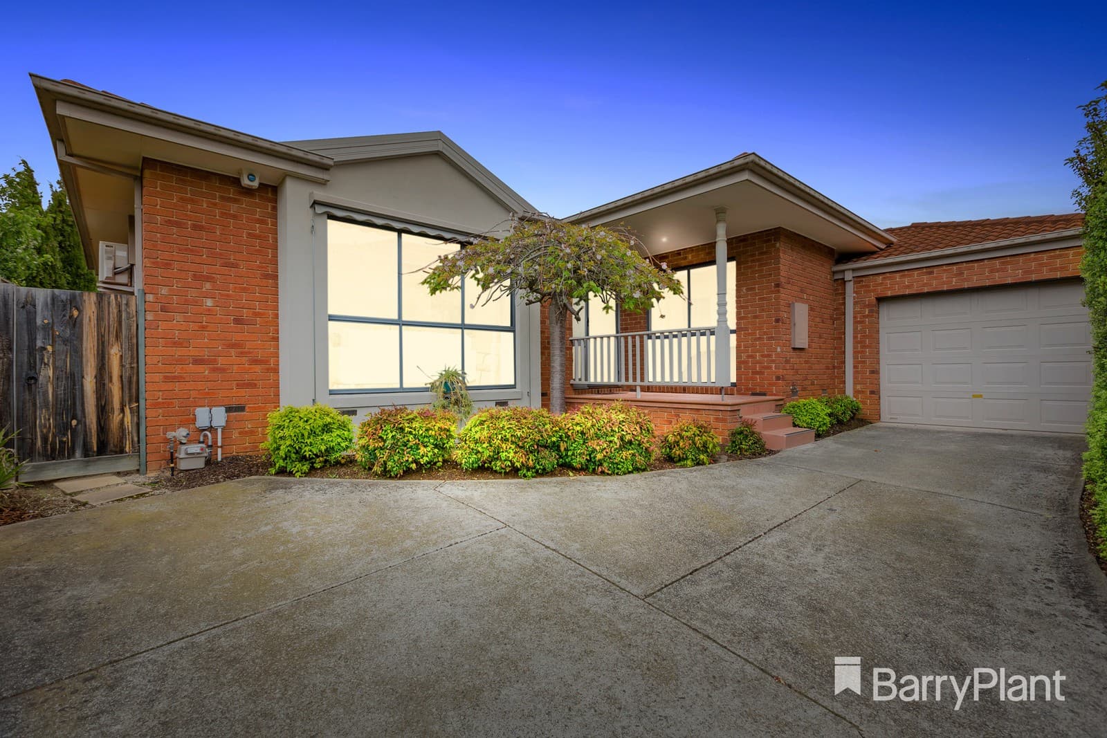 2/14 Eastleigh DriveGlen Waverley, VIC 3150, Glen Waverley - Image 1