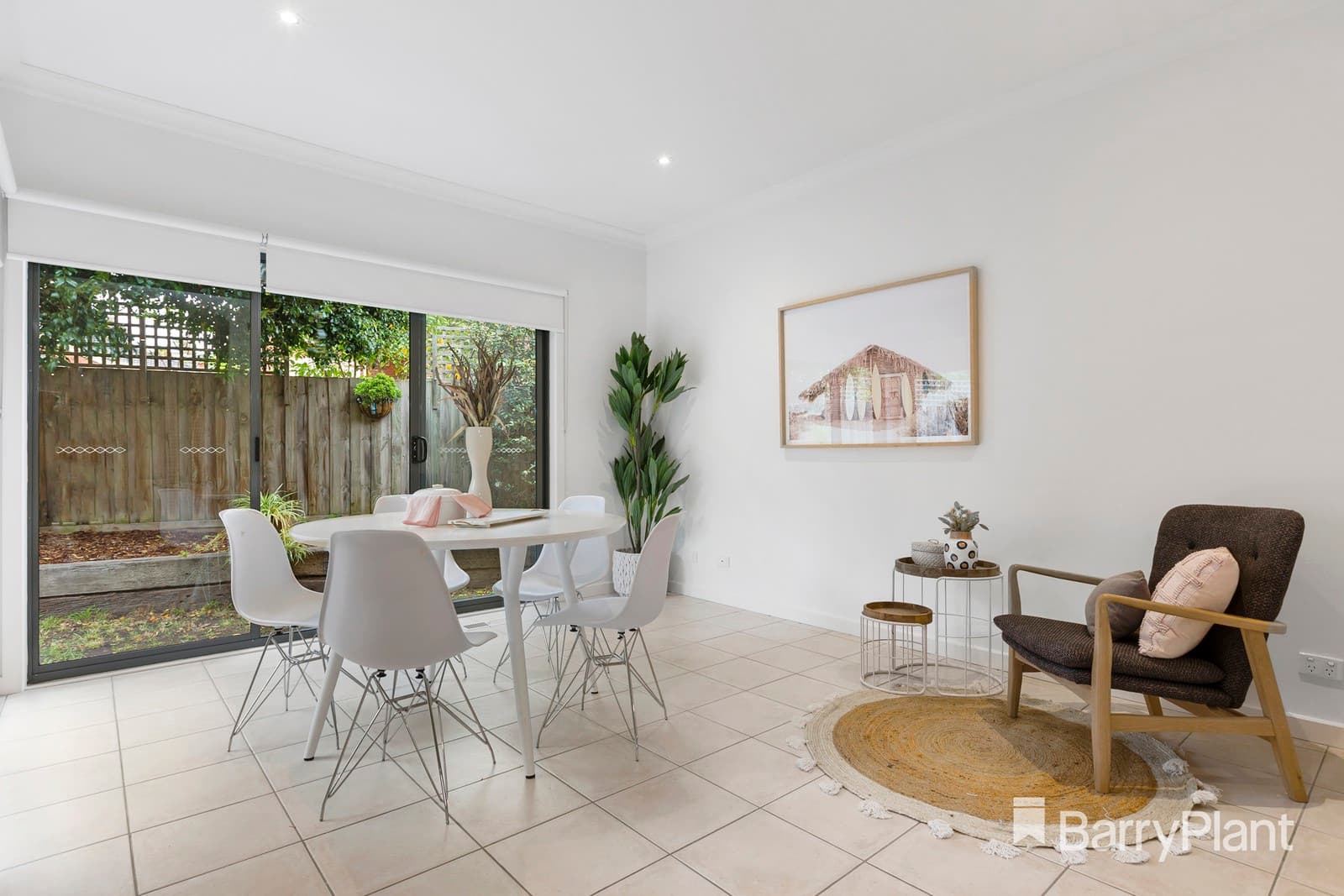 2/14 Eastleigh DriveGlen Waverley, VIC 3150, Glen Waverley - Thumbnail 4