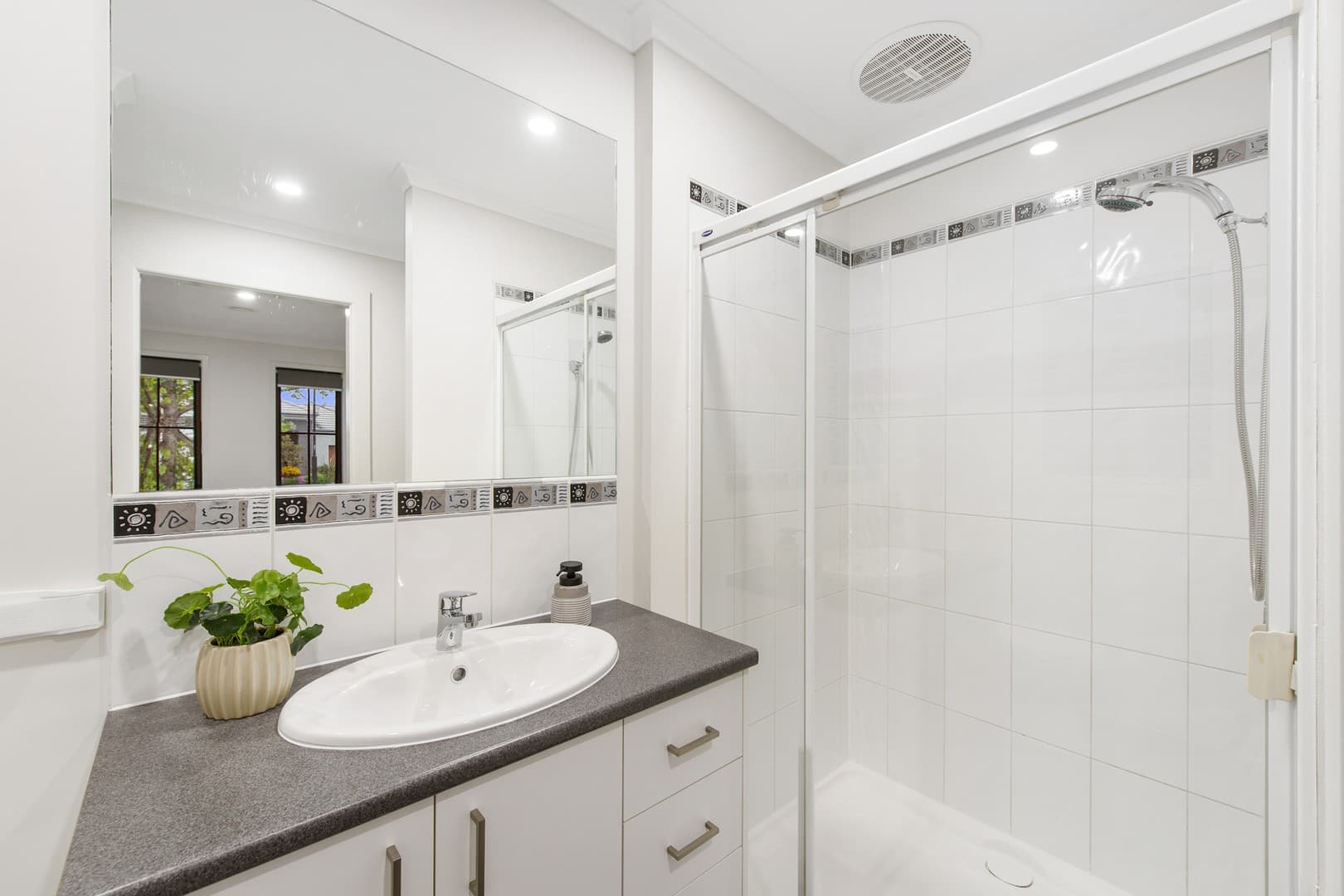 38 Gisborne WayCaroline Springs, VIC 3023, Caroline Springs - Thumbnail 7
