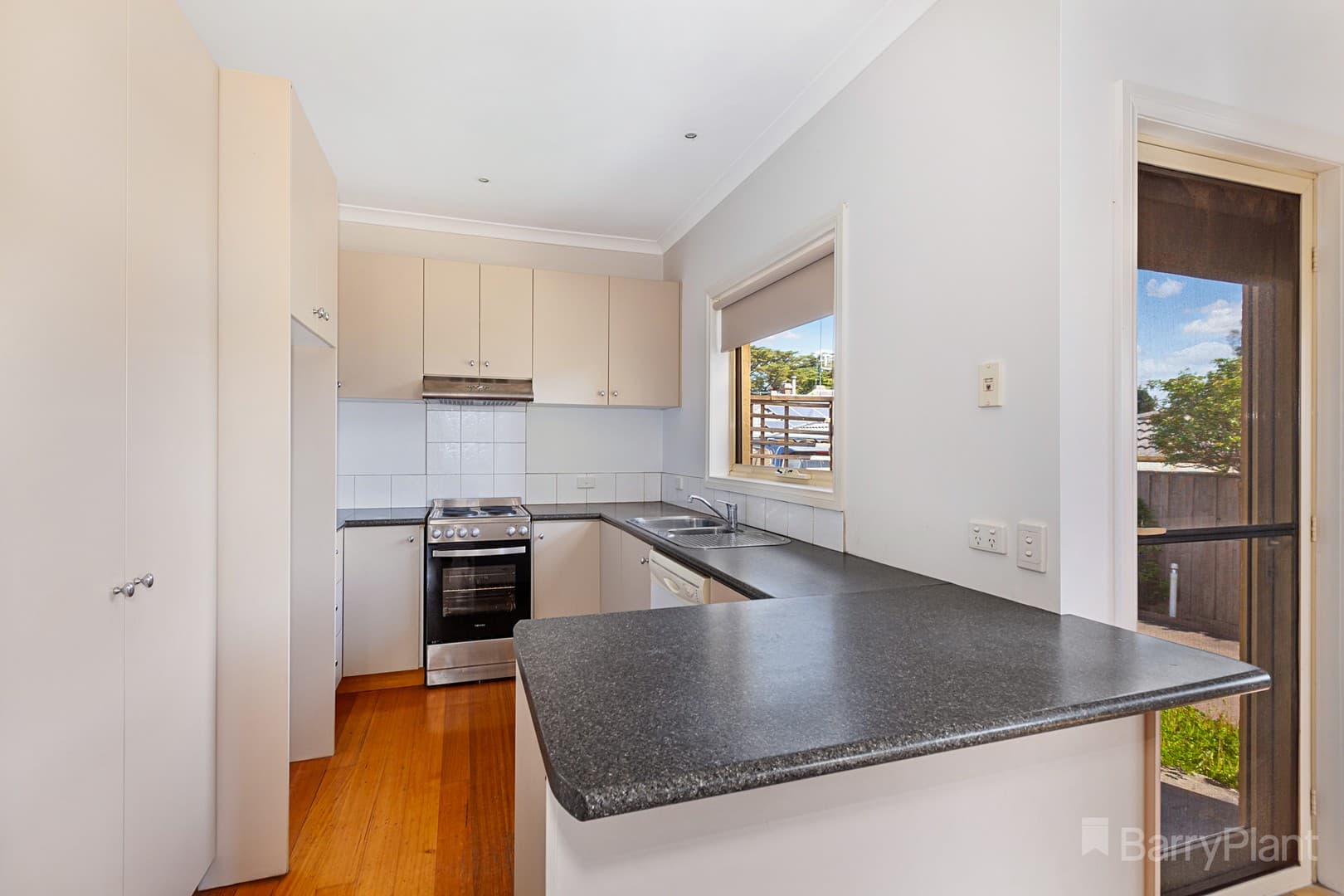 2/37a George StreetKilmore, VIC 3764, Kilmore - Thumbnail 4