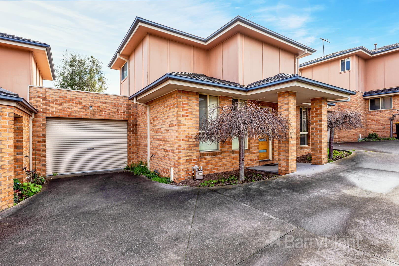 2/5 Logan CourtNoble Park, VIC 3174, Noble Park - Image 1