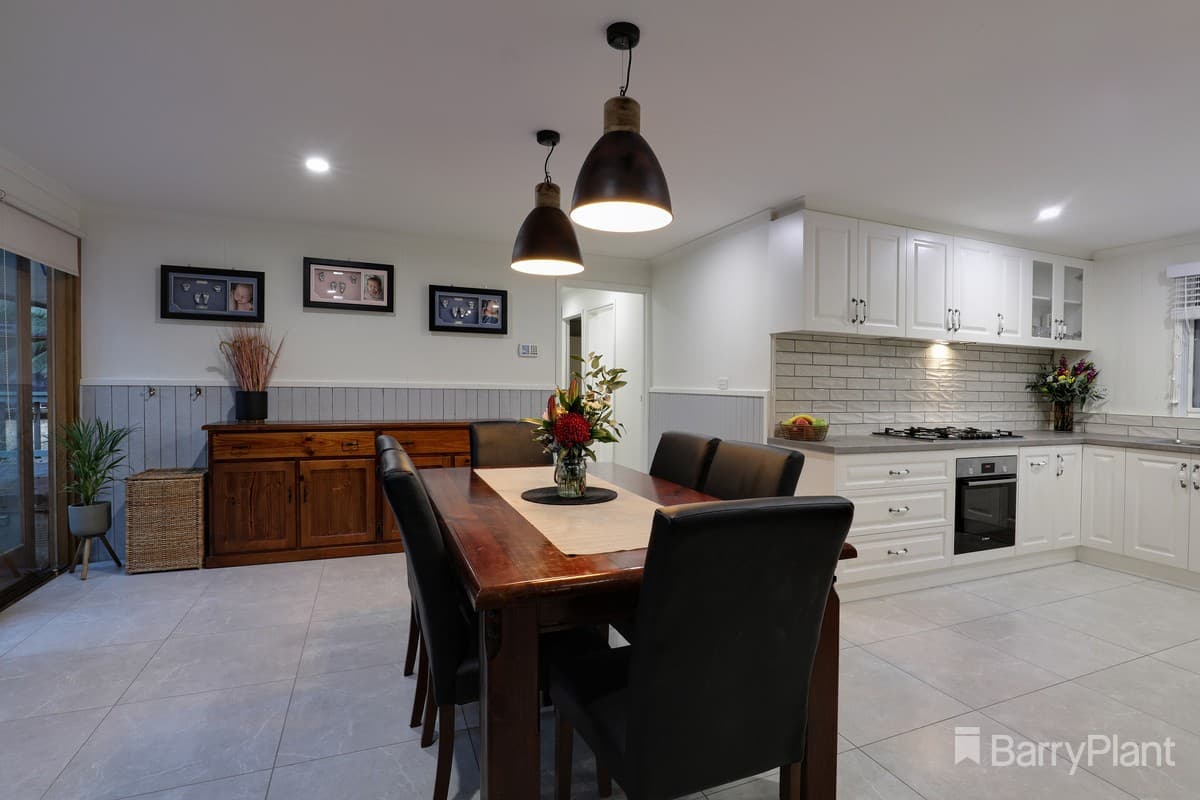 8 Lisheen RoadCockatoo, VIC 3781, Cockatoo - Thumbnail 6