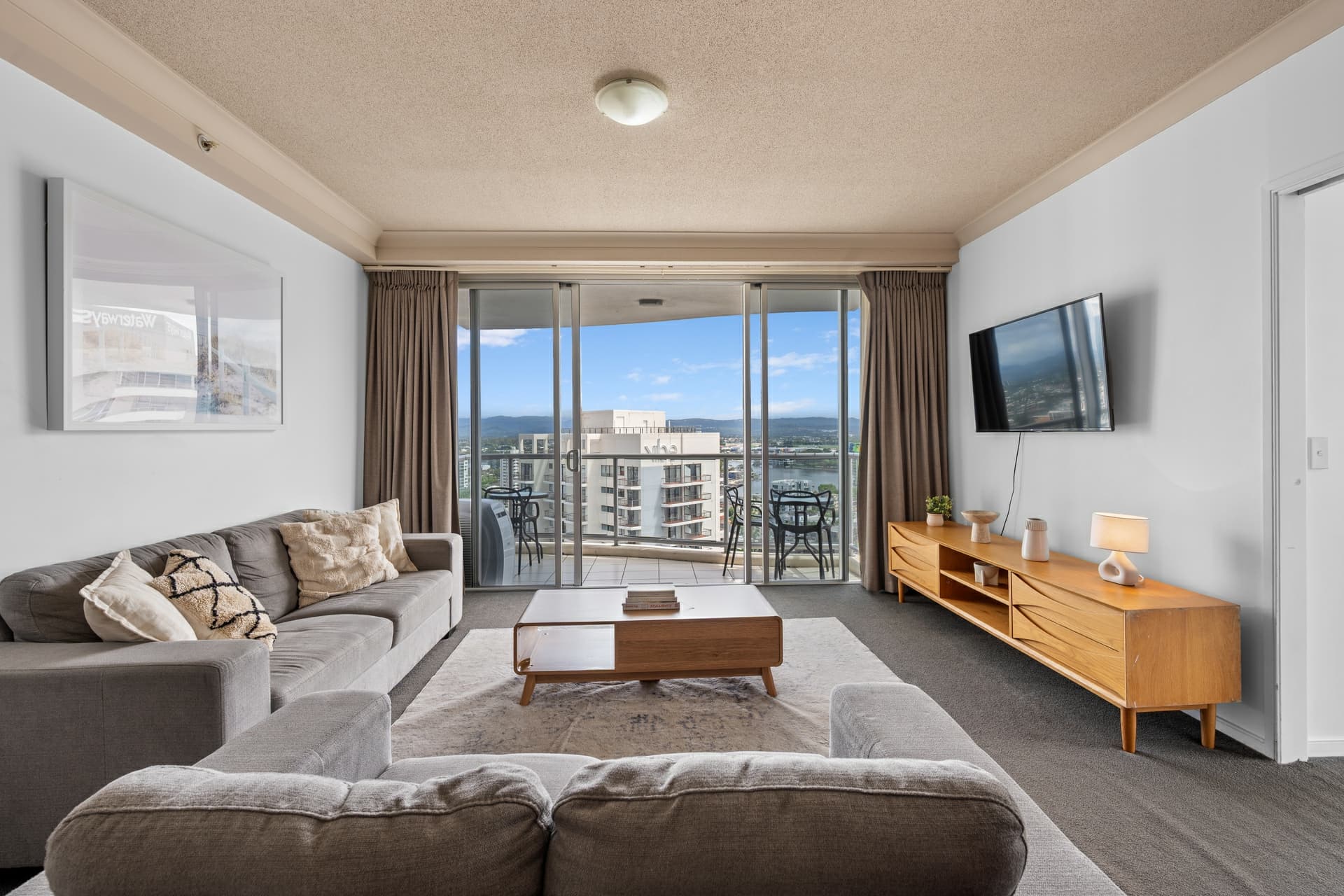 2191/23 Ferny Avenue, Surfers Paradise, Surfers Paradise - Thumbnail 2