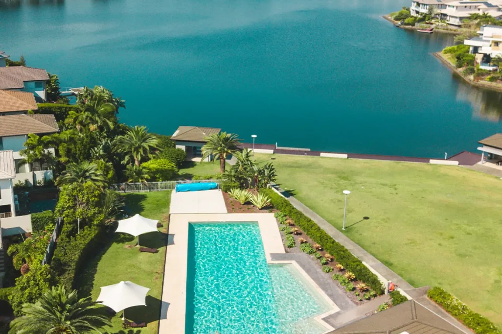 8401 Magnolia Drive East, Hope Island - Thumbnail 7