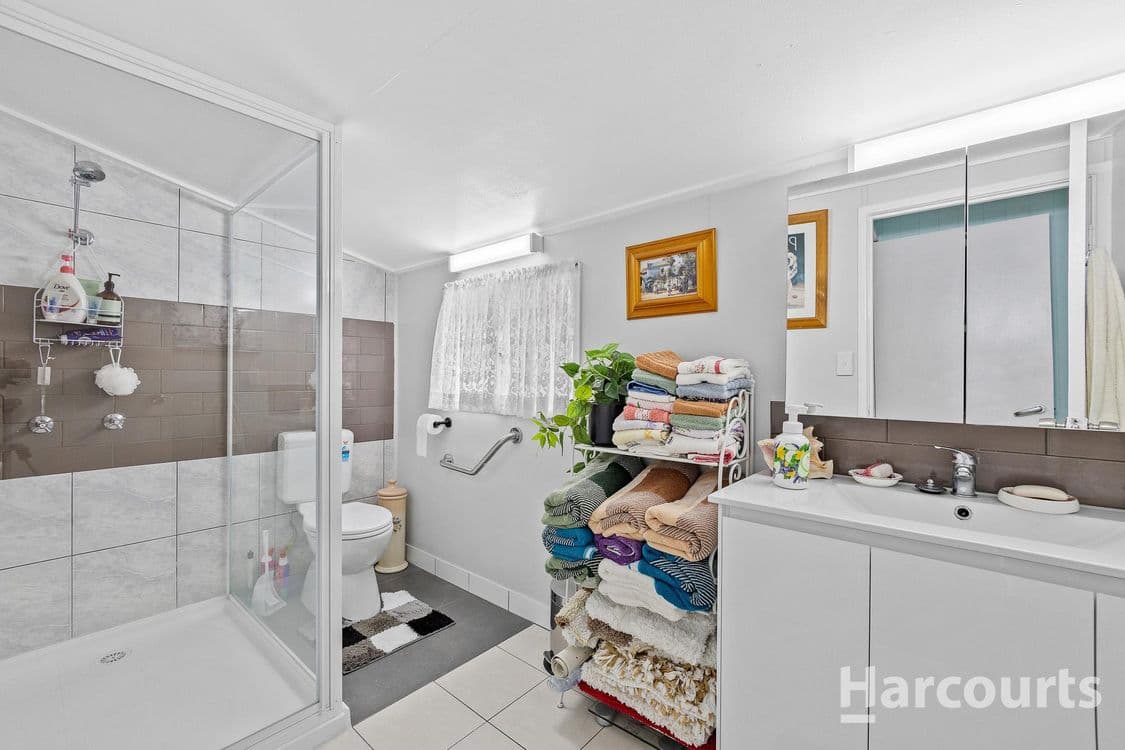 4 Brookes Street, BIGGENDEN, QLD 4621, Biggenden - Thumbnail 4