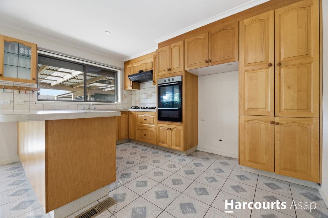 7 Jindabyne Avenue, Dandenong North, VIC 3175, Dandenong North - Thumbnail 3