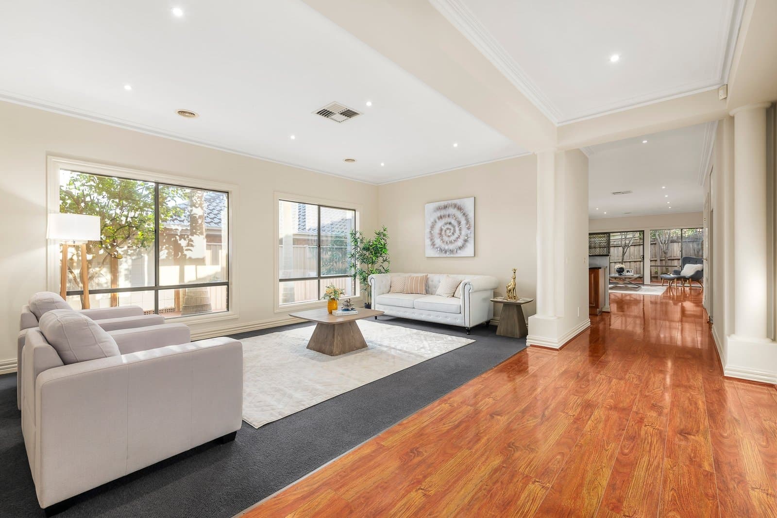 2/15 Valerie Street, Kew East - Thumbnail 2