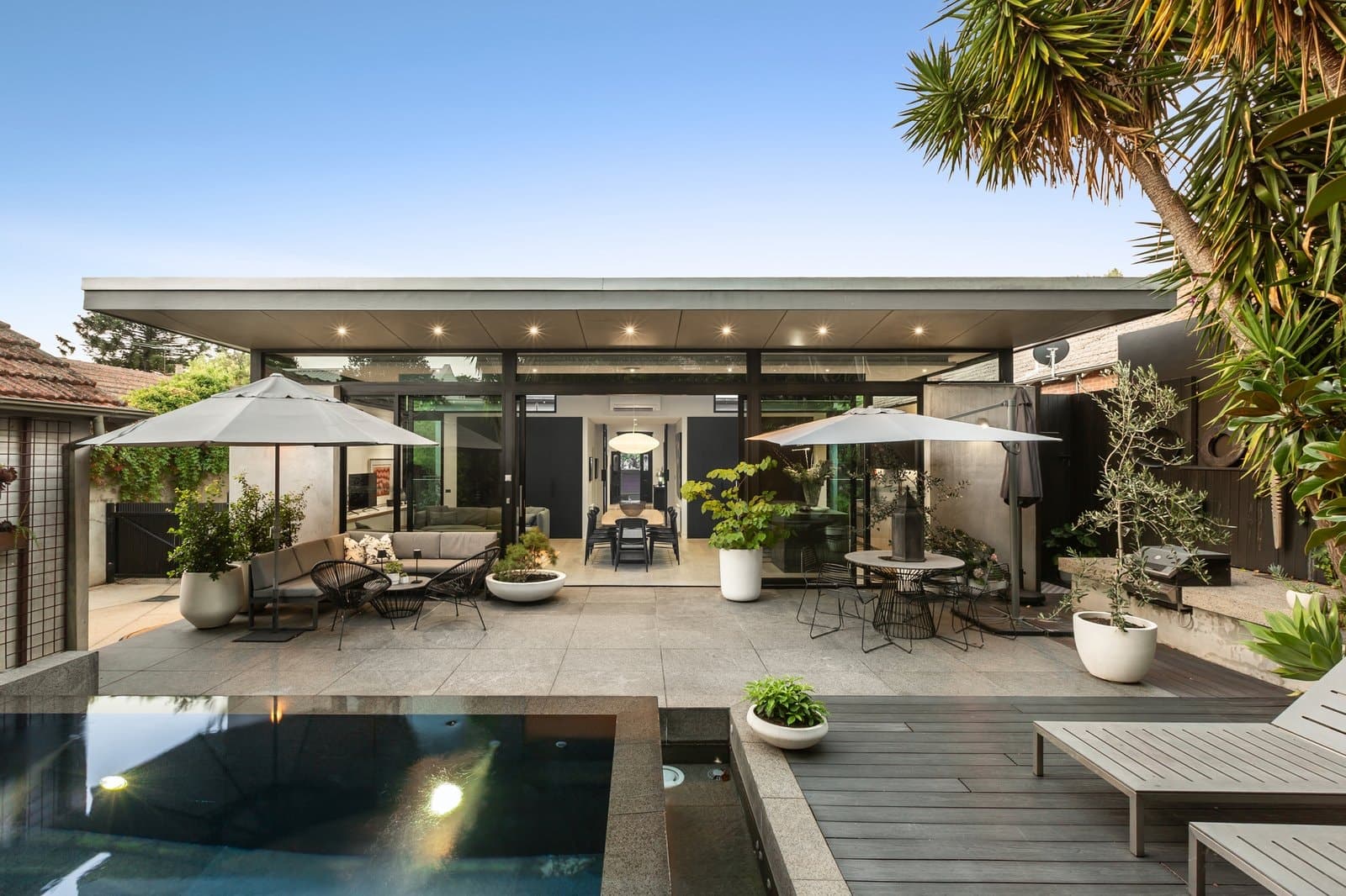 30 Parkhill Road, Kew - Thumbnail 2
