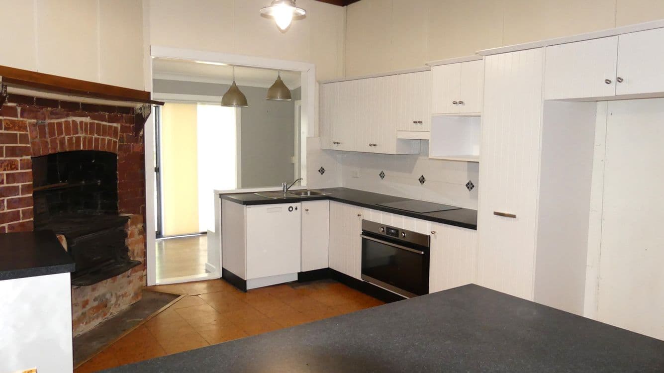 77 Dubbo St, WARREN, NSW 2824, Warren - Thumbnail 2