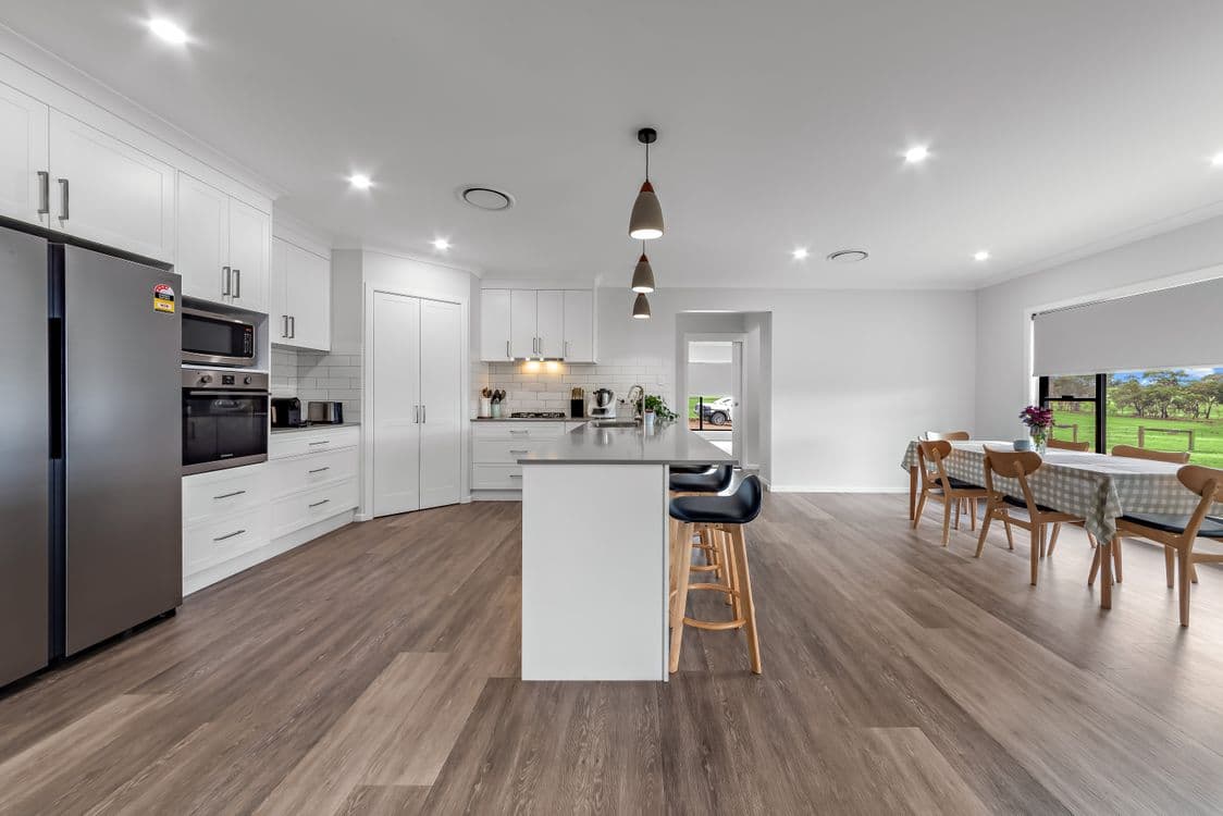 19 Haddocks Road, TENTERFIELD, NSW 2372, Tenterfield - Thumbnail 4