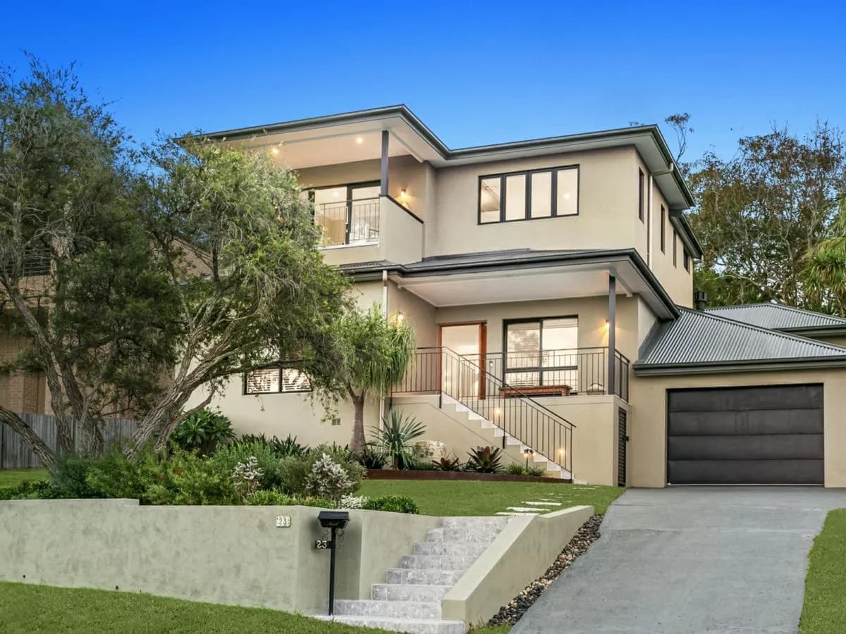 23 Churchill Crescent, ALLAMBIE HEIGHTS, Allambie Heights - Thumbnail 2