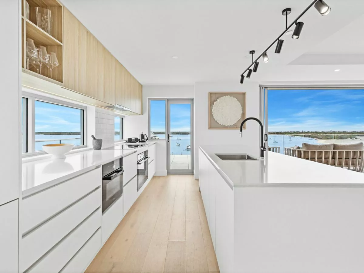7/536 Marine Parade, BIGGERA WATERS, Biggera Waters - Thumbnail 3