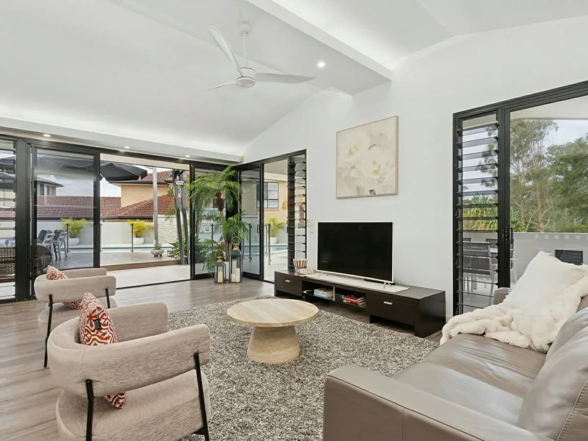 37 Banksia Place, BRIDGEMAN DOWNS, Bridgeman Downs - Thumbnail 5