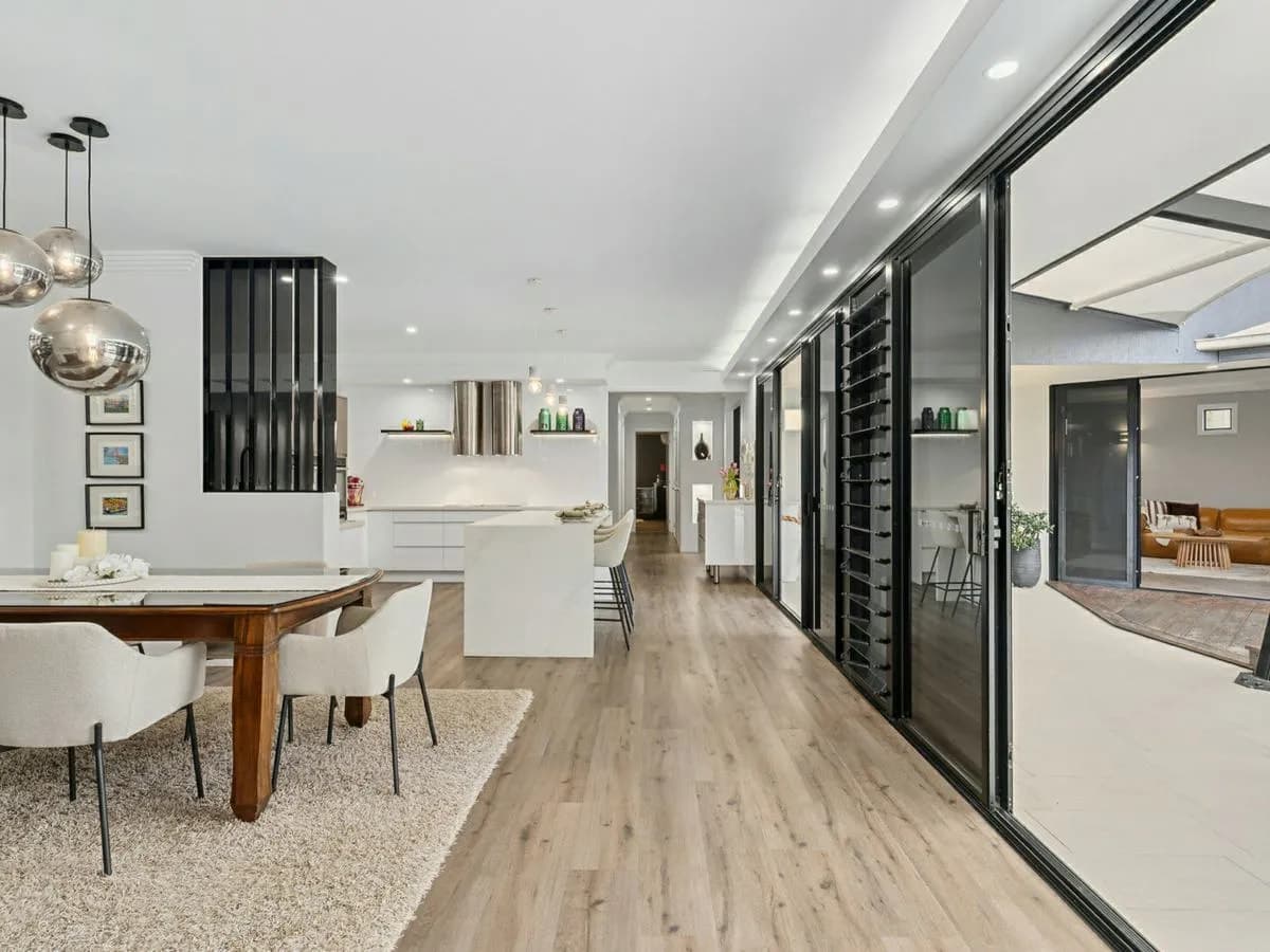 37 Banksia Place, BRIDGEMAN DOWNS, Bridgeman Downs - Thumbnail 6