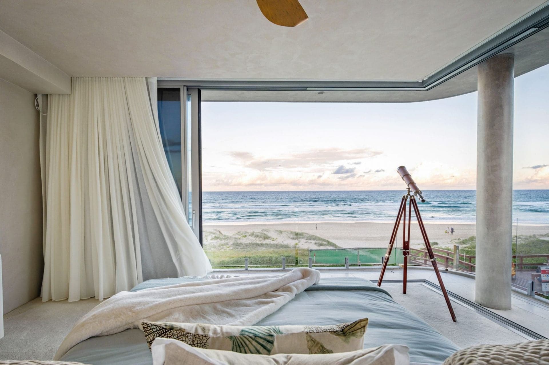 47 Hedges Avenue, Mermaid Beach - Thumbnail 8