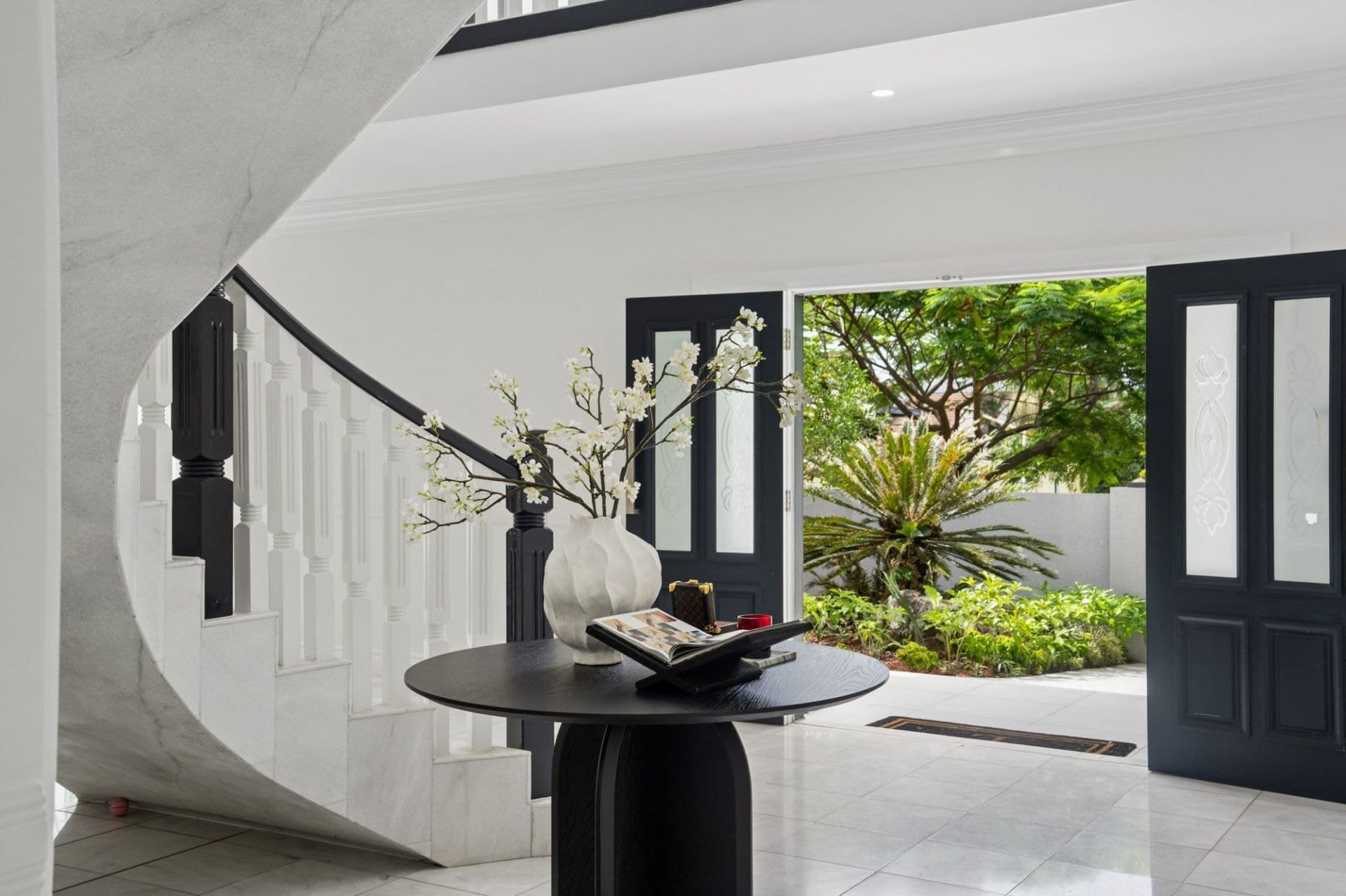 29-31 Cessnock Close, Mermaid Waters - Thumbnail 8