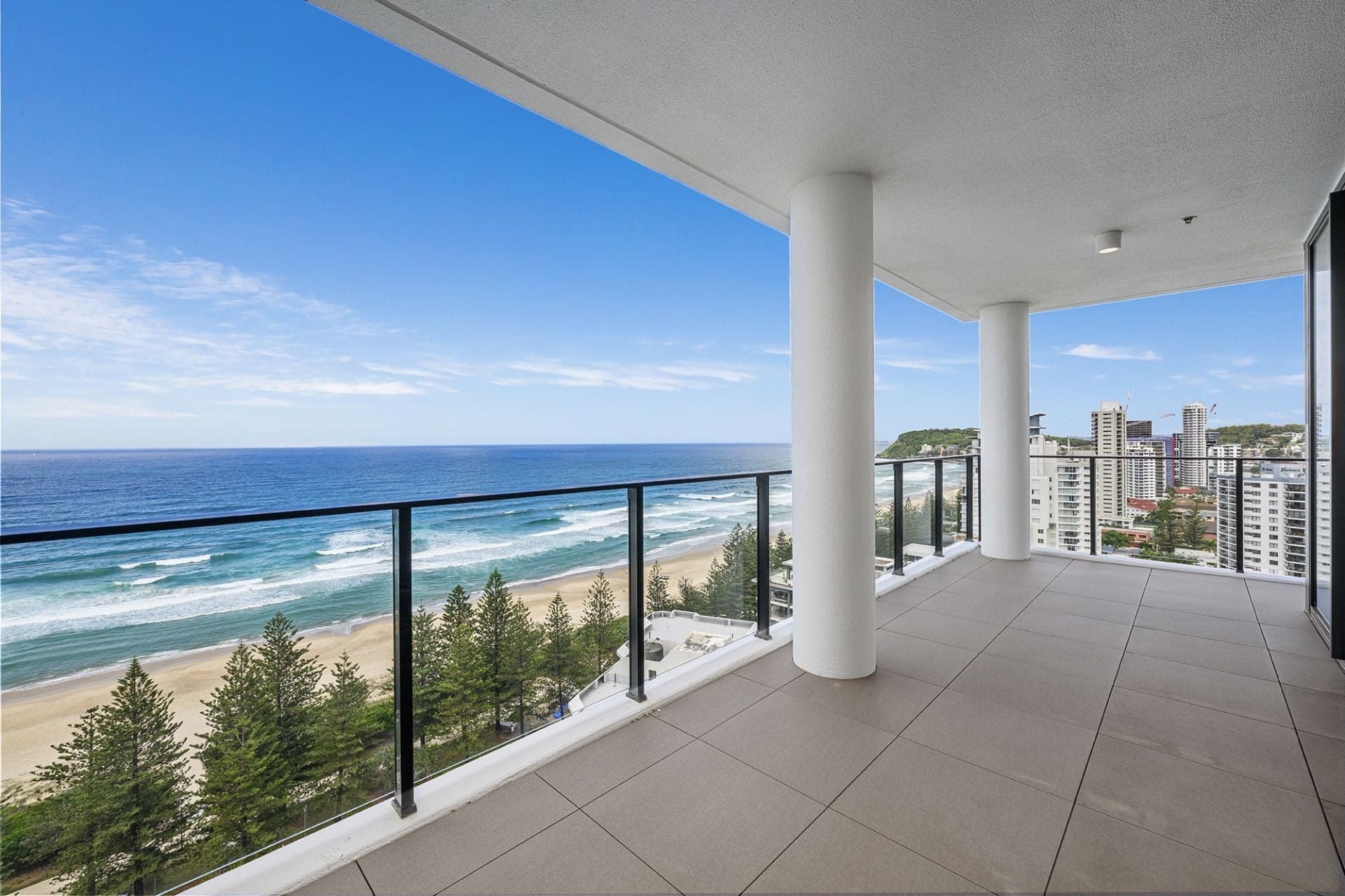 121/1969 Gold Coast Highway, Burleigh Heads - Thumbnail 2