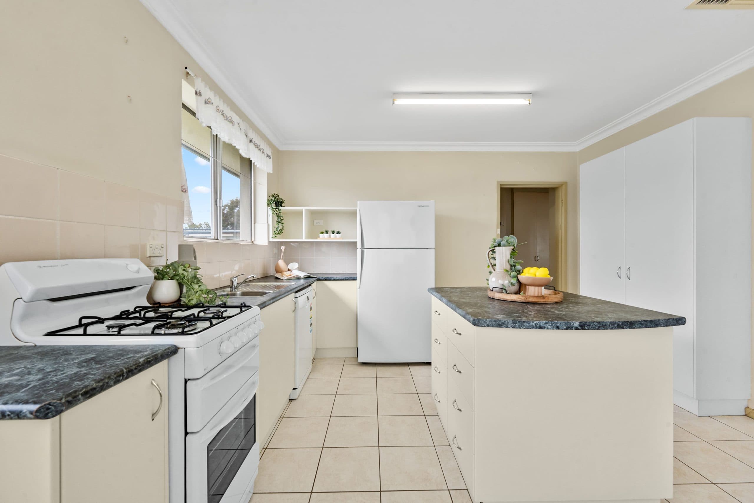 23 Ingleside Road, Queanbeyan 2620, Karabar - Thumbnail 8