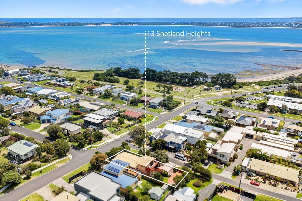 13 Shetland Heights Road, San Remo, San Remo - Thumbnail 2