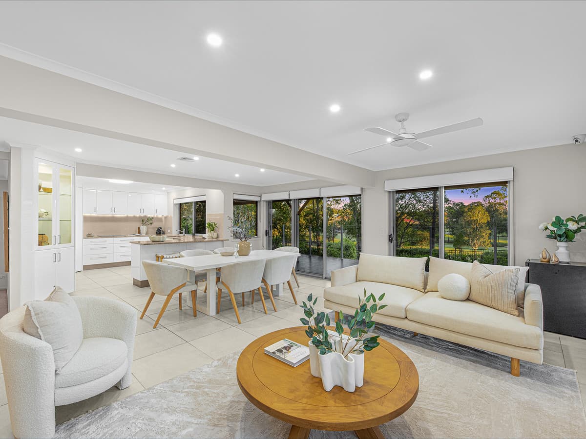 28 Westlake Drive, Mount Ommaney QLD 4074, Mount Ommaney - Thumbnail 4