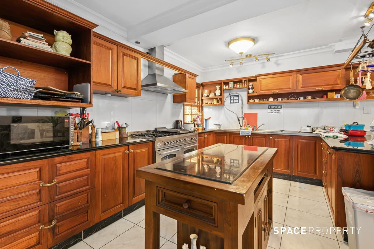 29 Chasely Street, Auchenflower QLD 4066, Auchenflower - Thumbnail 2
