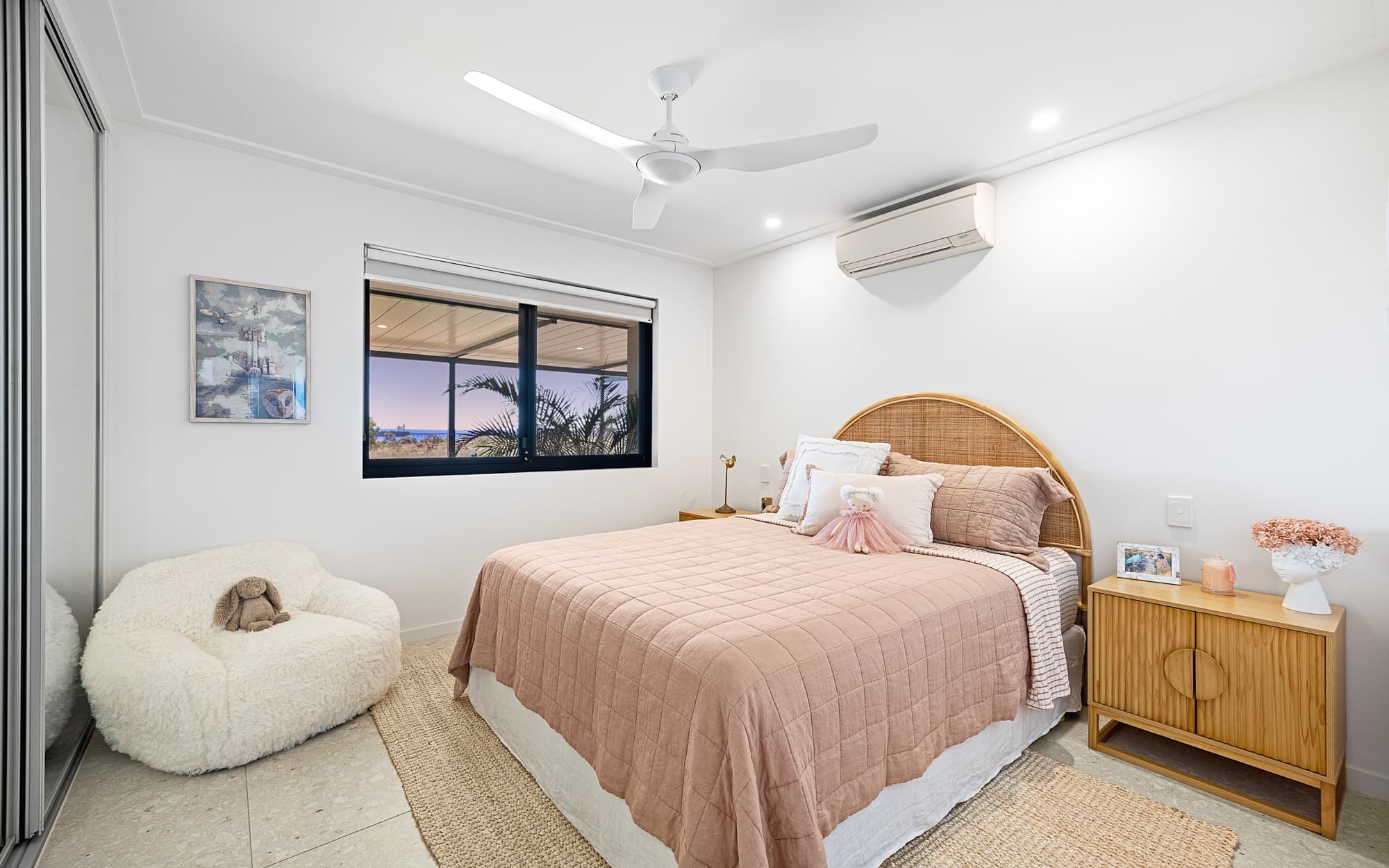 7 Patterson Crescent, DAMPIER WA 6713, Dampier - Thumbnail 2