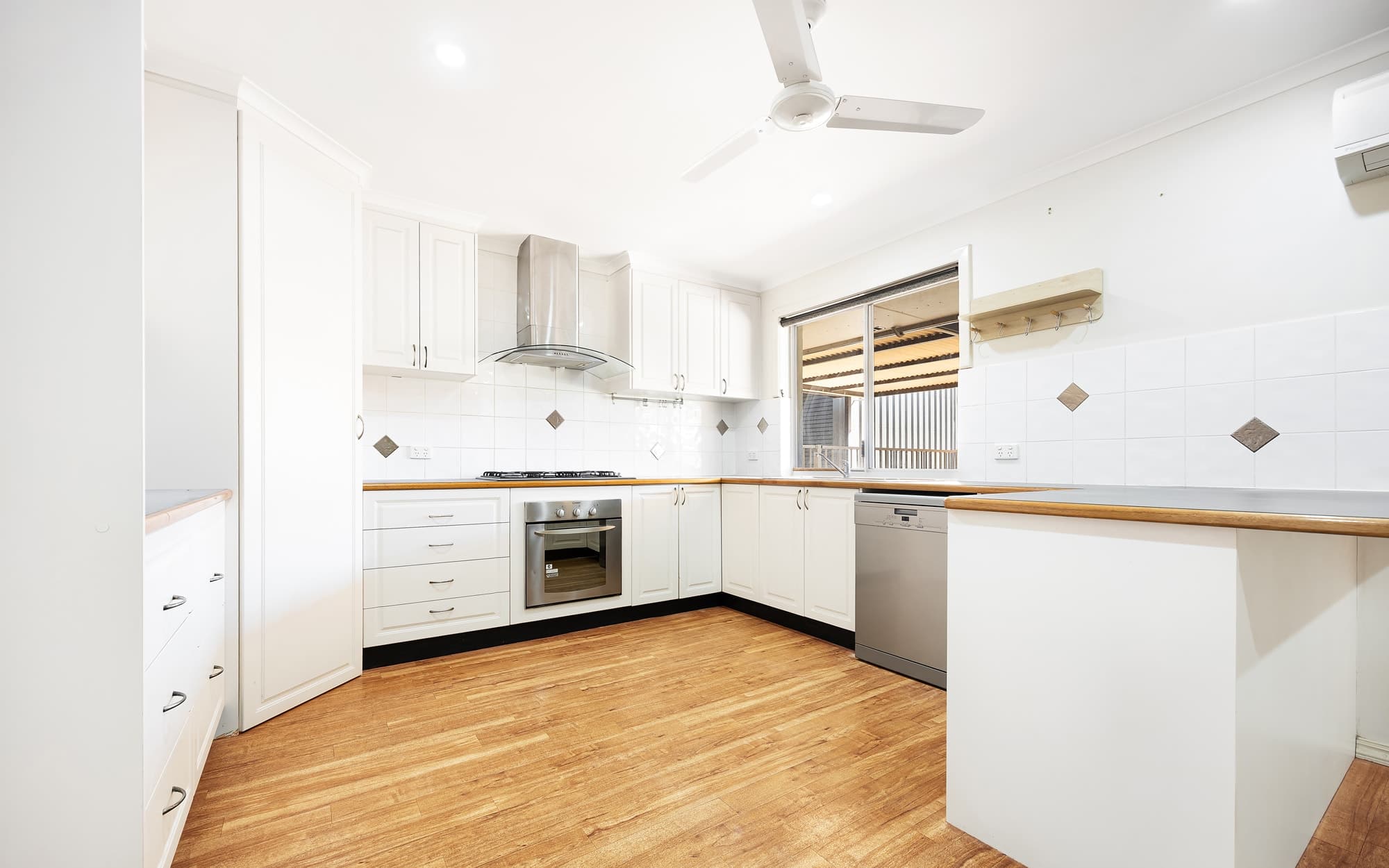 11 Leonard Way, NICKOL WA 6714, Nickol - Thumbnail 2