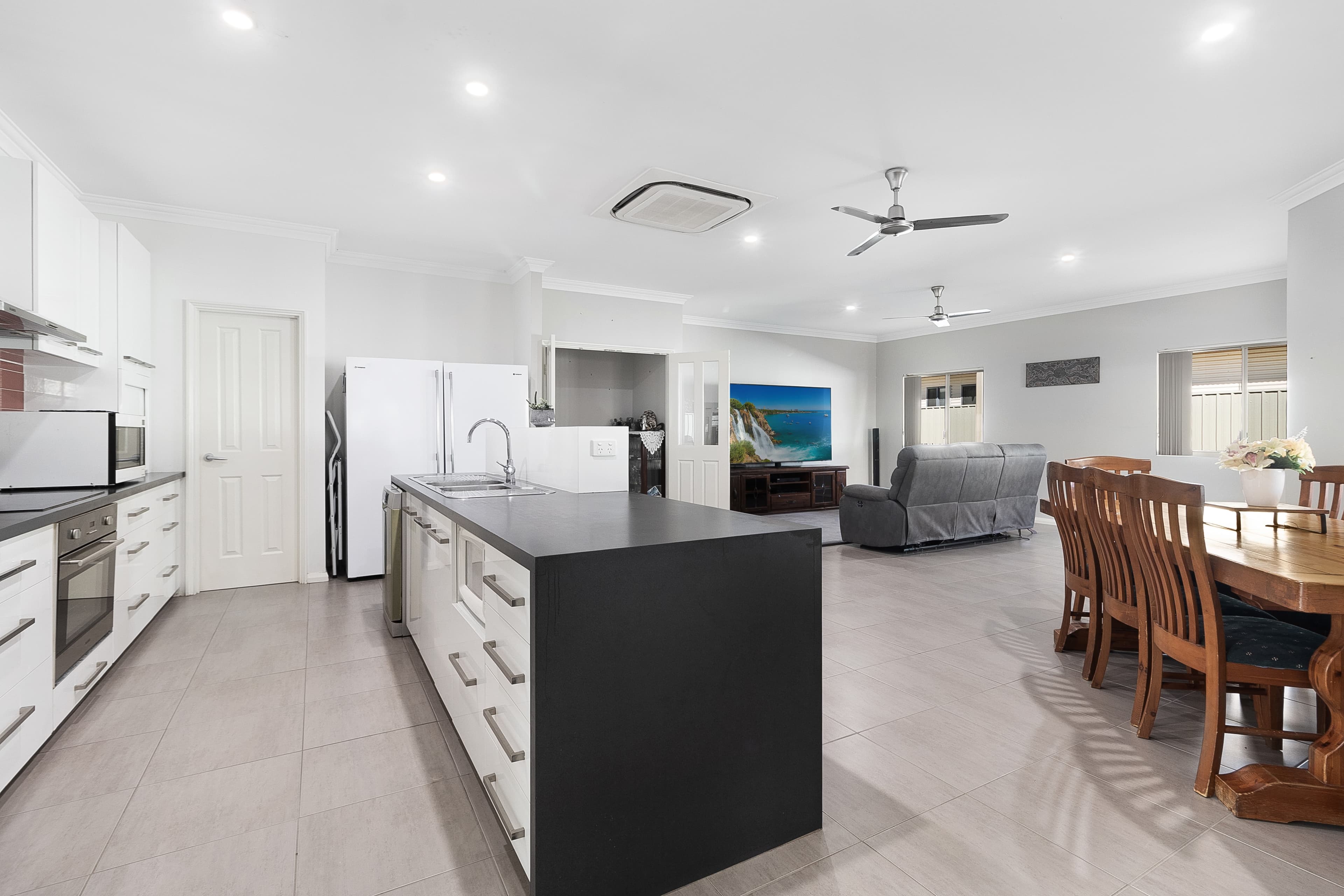 30 Koolinda Parade, BAYNTON WA 6714, Baynton - Thumbnail 6