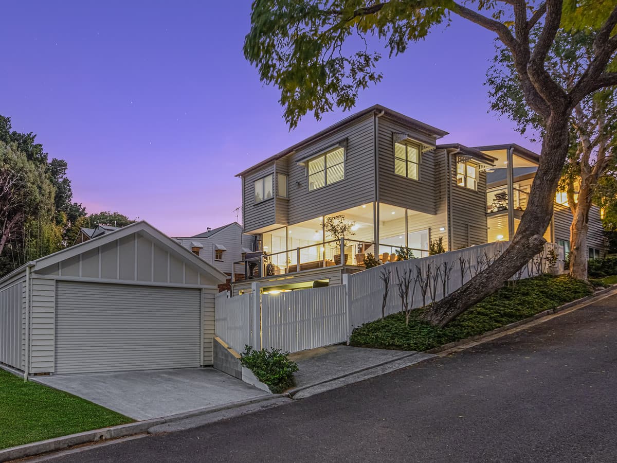 22 Vowles Street, Red Hill QLD 4059, Red Hill - Thumbnail 2