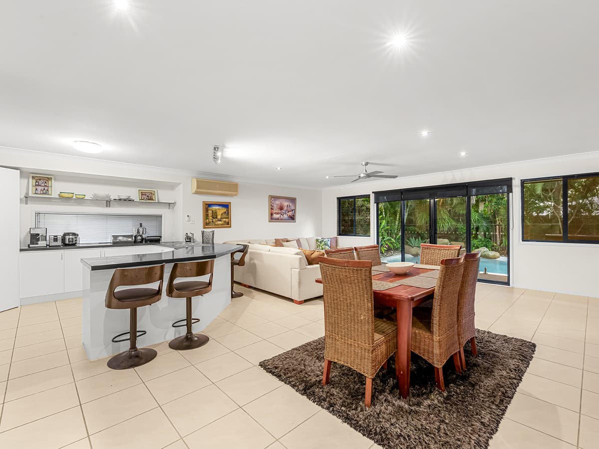 17 Edenbrooke Drive, Sinnamon Park QLD 4073, Sinnamon Park - Thumbnail 5